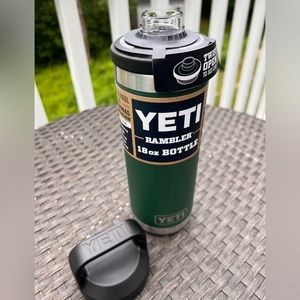 Yeti Rambler 18oz LIMITED EDITION - HUNTER GREEN. NWT